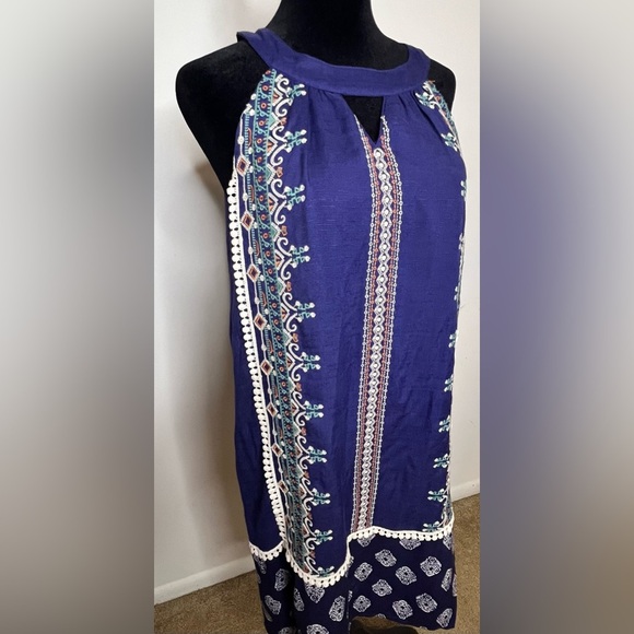 Women's THML Navy Blue Embroidered Halter Shift Dress boho resort wear Small EUC - Picture 6 of 9